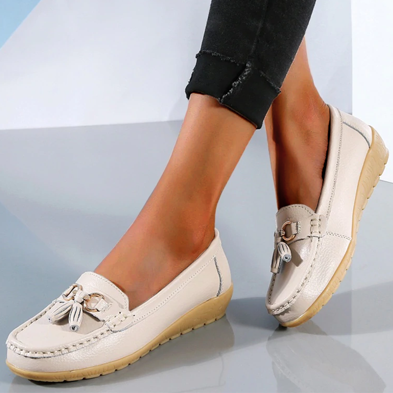 Comely | Loafer